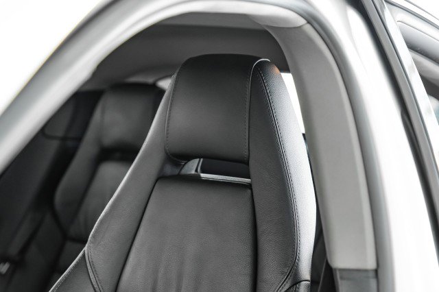 Used 2010 Porsche Panamera S image 28