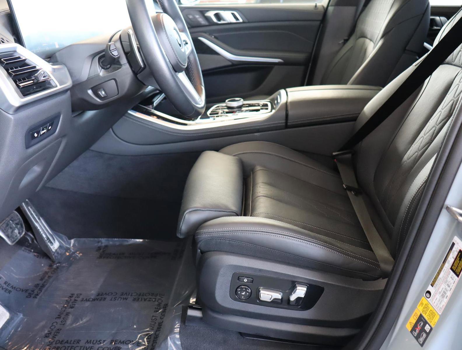 Used 2024 BMW X5 xDrive50e w/ Executive Package image 21