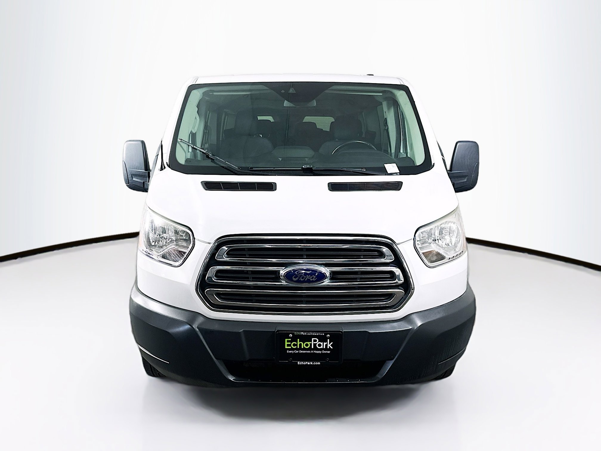 Used 2017 Ford Transit 350 XLT image 2