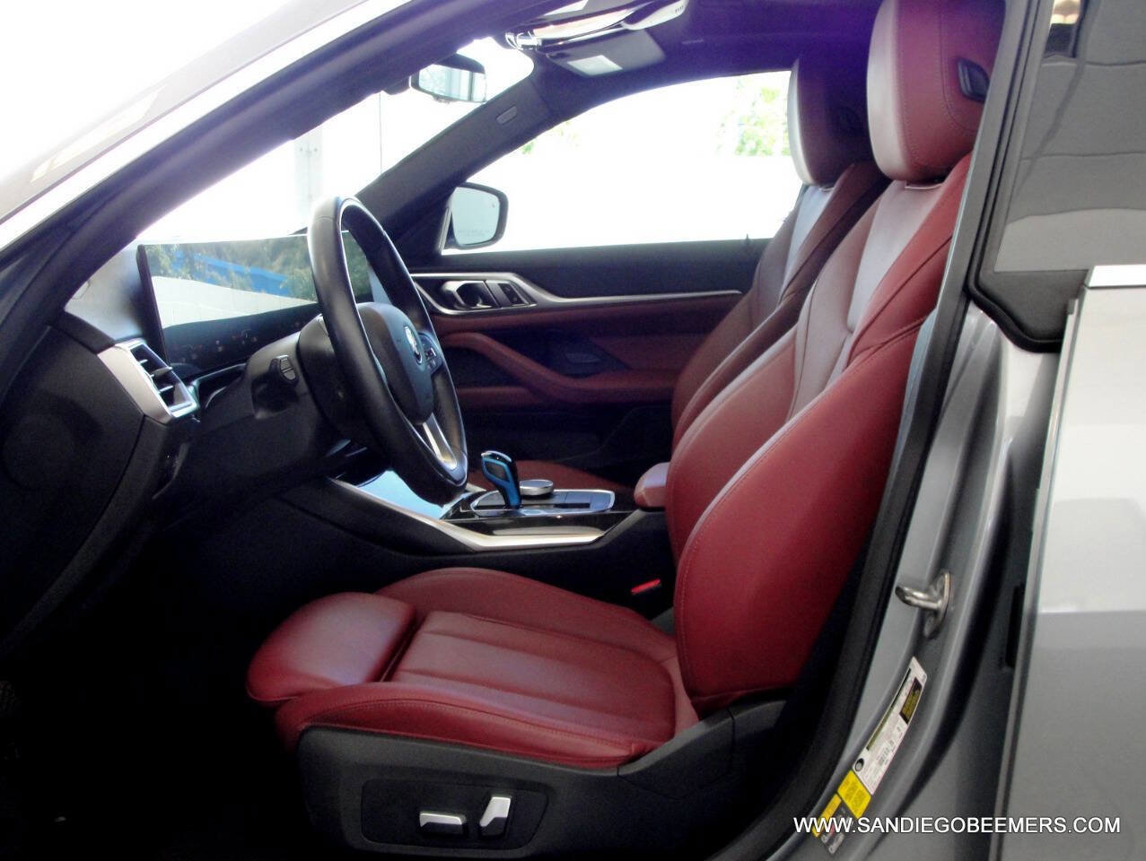 Used 2023 BMW i4 eDrive40 image 25