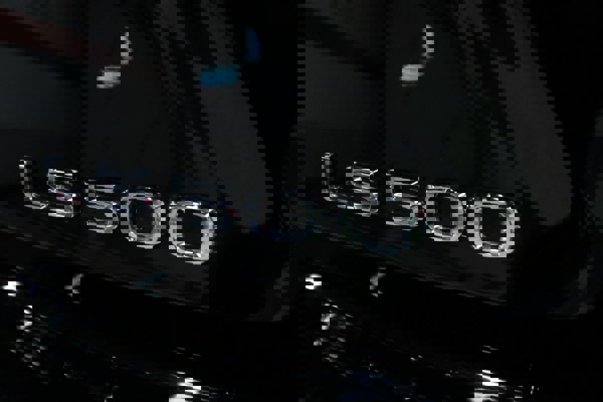 Used 2021 Lexus LS 500 F Sport w/ Cold Weather Package (CK) image 44