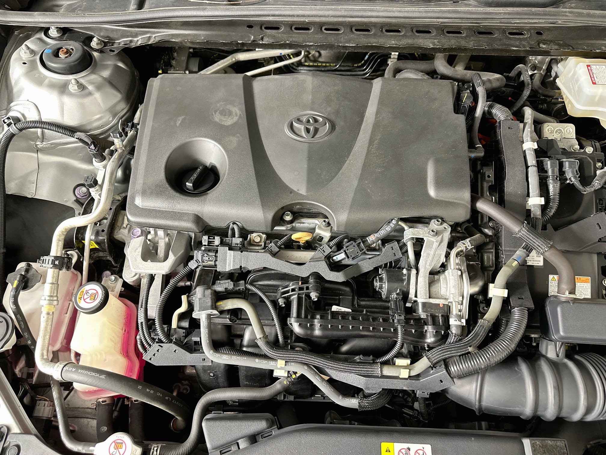 Used 2019 Toyota Camry SE w/ Audio Package FWD image 32