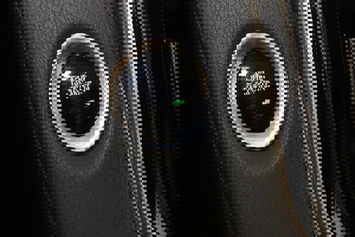 Used 2019 Cadillac Escalade ESV Premium Luxury AWD/4WD image 32