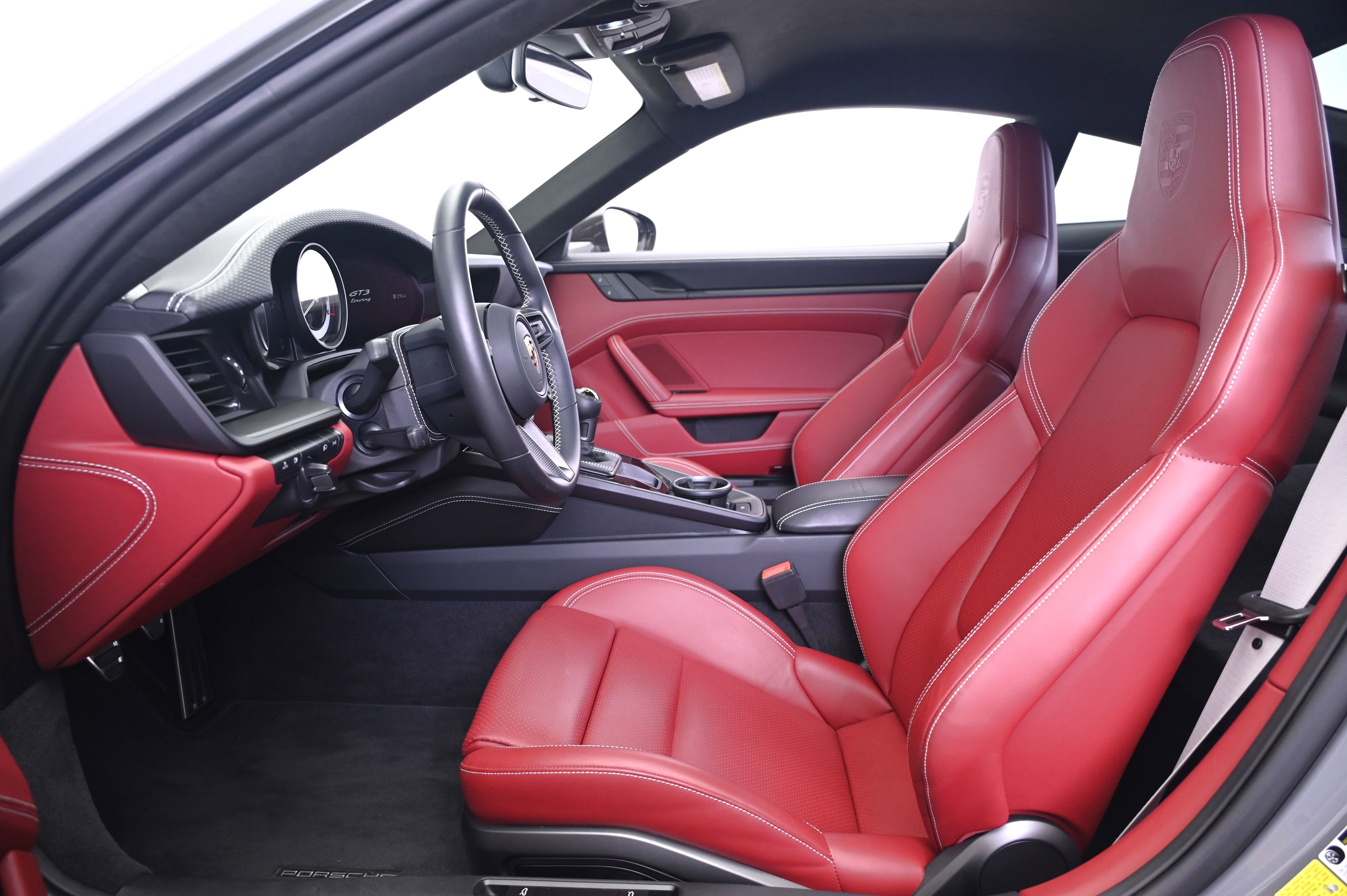 Used 2022 Porsche 911 GT3 image 31