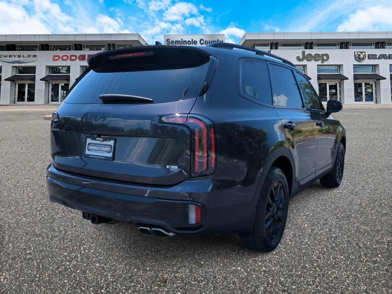 Used 2025 Kia Telluride SX Prestige X-Pro AWD/4WD image 8