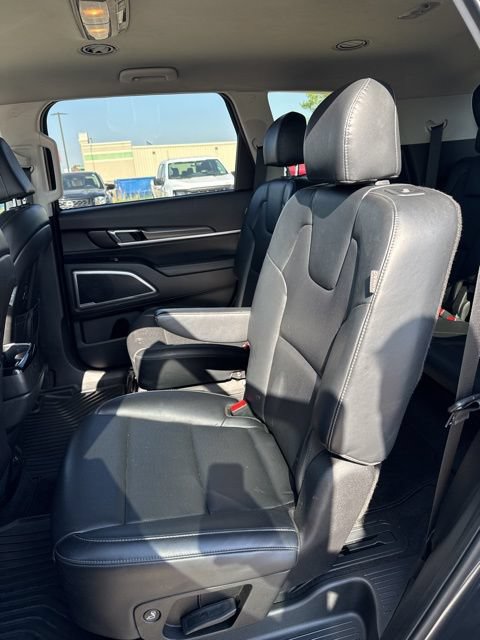 Used 2023 Kia Telluride S AWD/4WD image 22