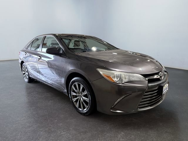 Used 2016 Toyota Camry XLE FWD image 7