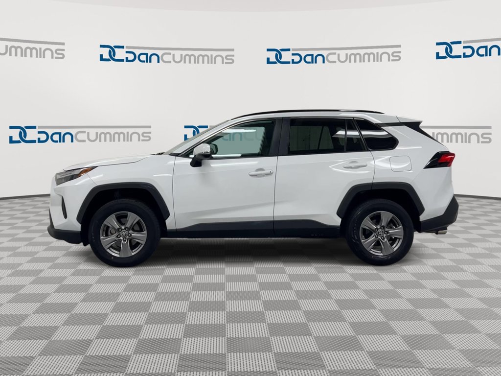 Used 2024 Toyota RAV4 XLE AWD/4WD image 5