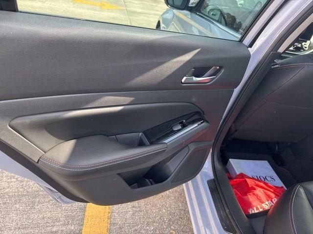 Used 2024 Nissan Altima 2.0 SR image 22