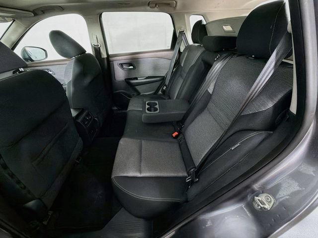Used 2021 Nissan Rogue SV AWD/4WD image 23