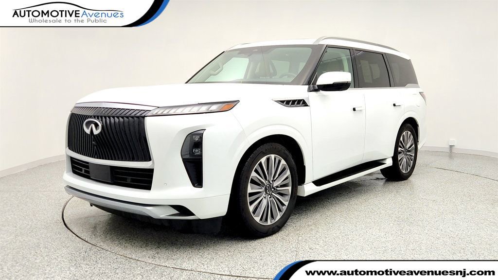 Used 2025 INFINITI QX80 Sensory