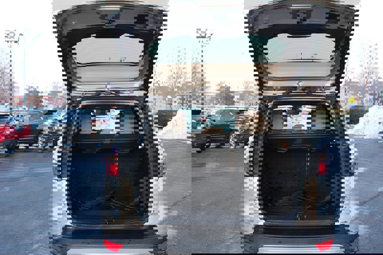 Used 2018 Ford Escape SEL image 6