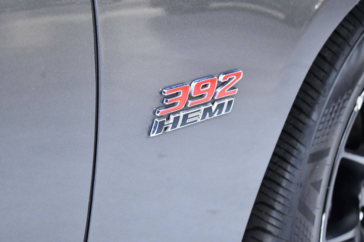 Used 2018 Dodge Charger R/T Scat Pack w/ Dynamics Package RWD image 9