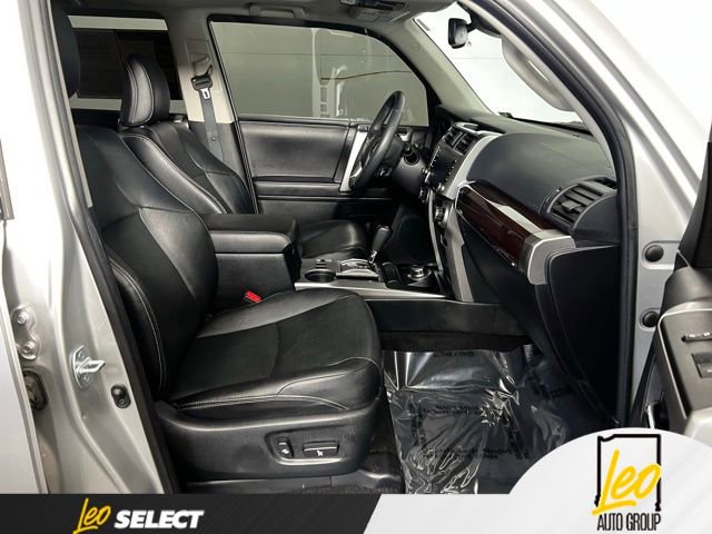 Used 2021 Toyota 4Runner Limited AWD/4WD image 30