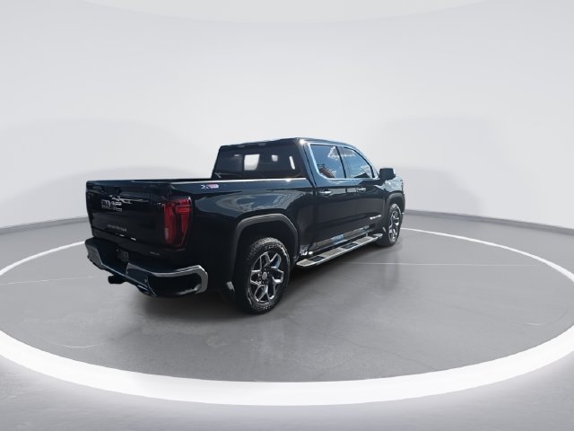 Used 2025 GMC Sierra 1500 SLT w/ SLT Premium Plus Package AWD/4WD image 8