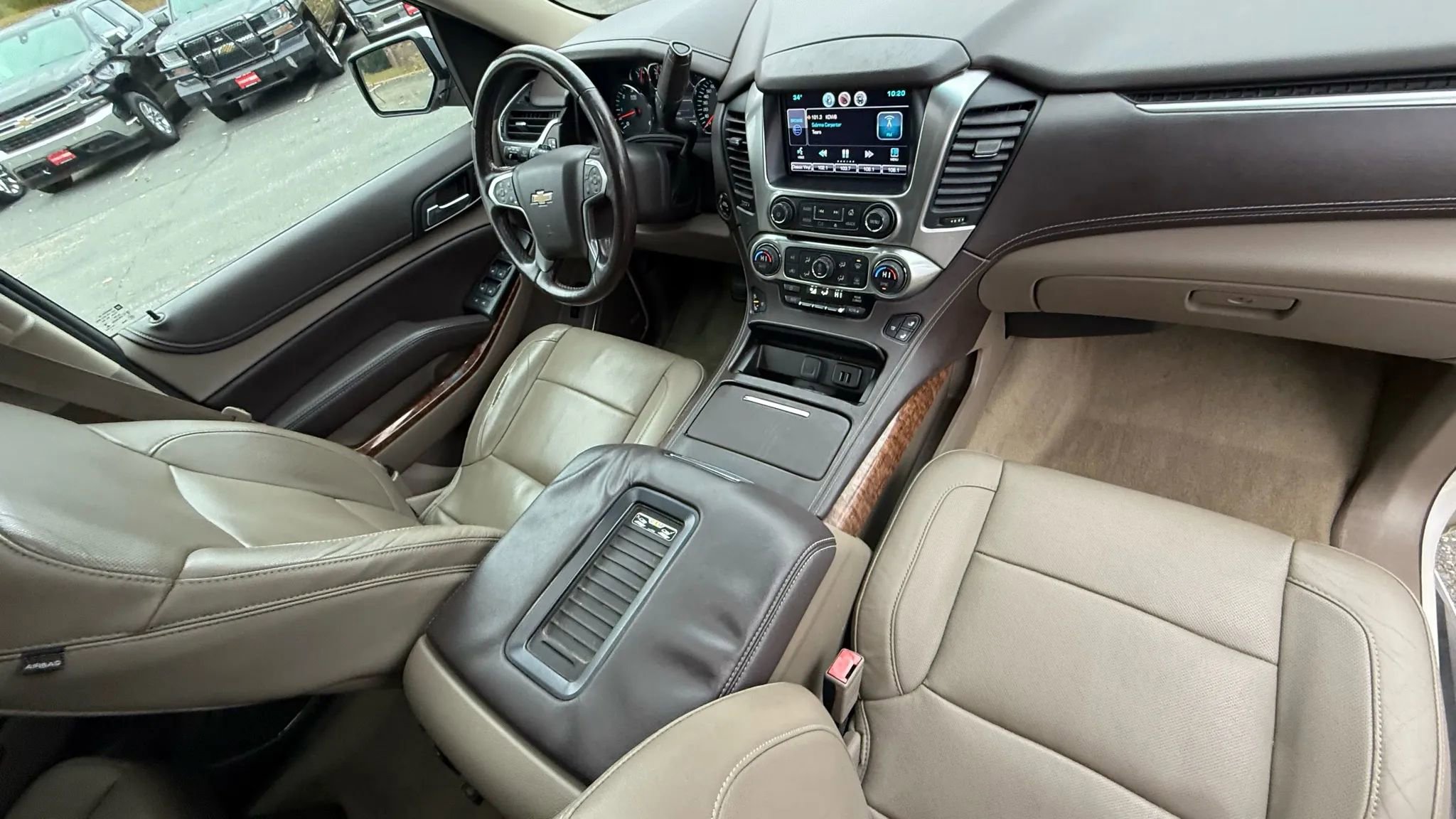 Used 2015 Chevrolet Suburban LTZ image 36