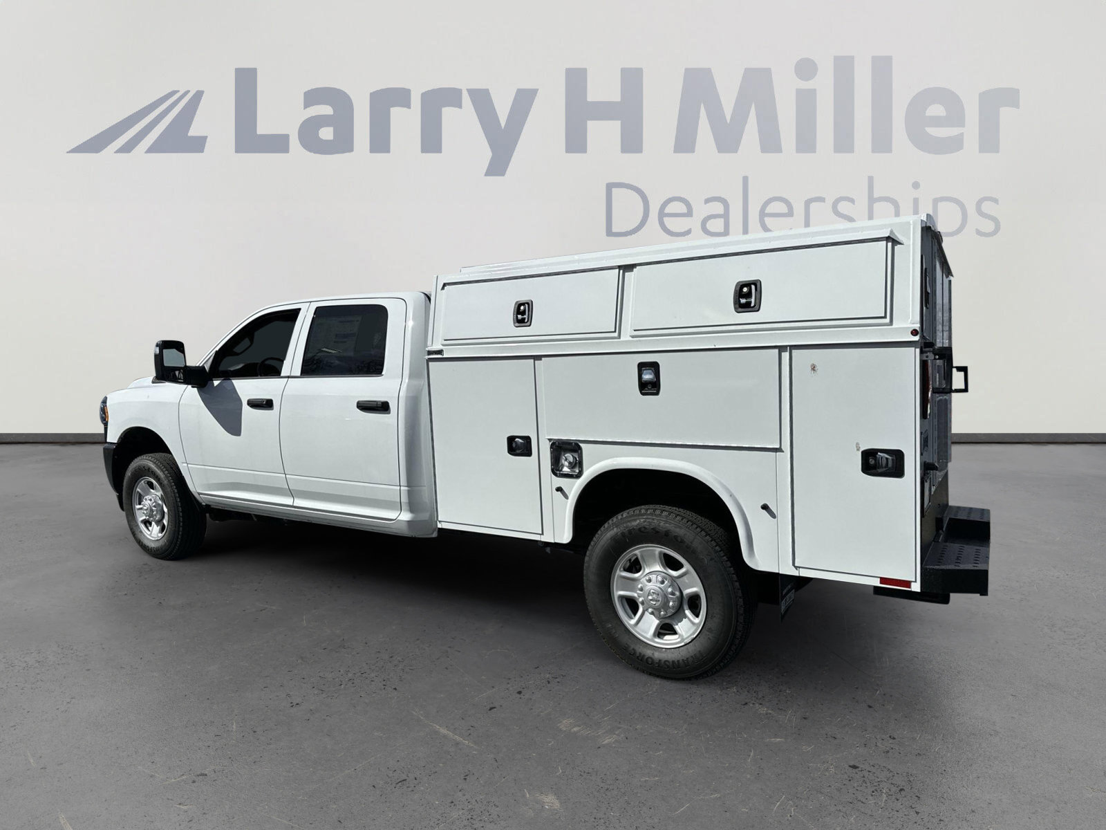 New 2023 RAM 3500 Tradesman image 5