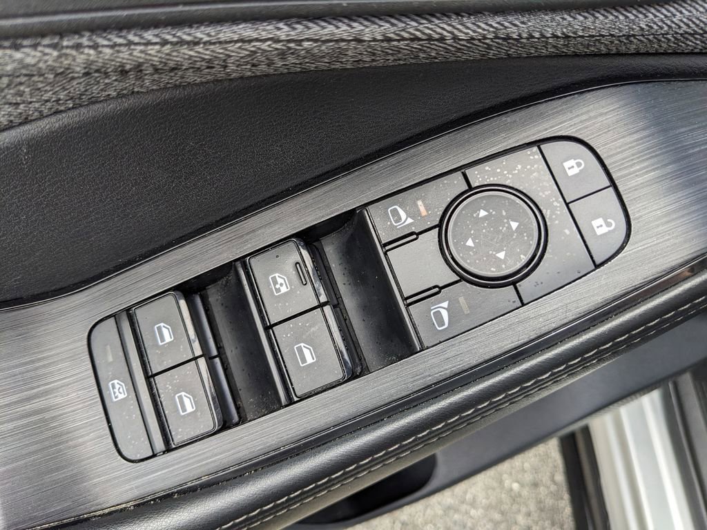 Used 2023 Nissan Rogue SV FWD image 51