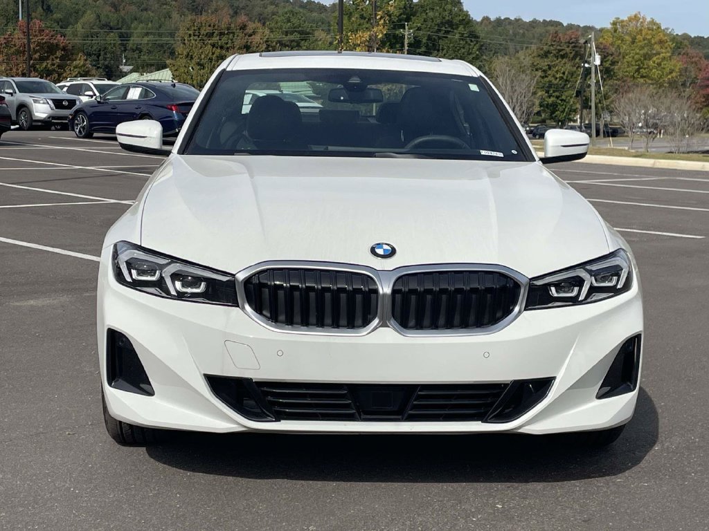 Used 2025 BMW 330i xDrive Sedan w/ Convenience Package AWD/4WD image 29