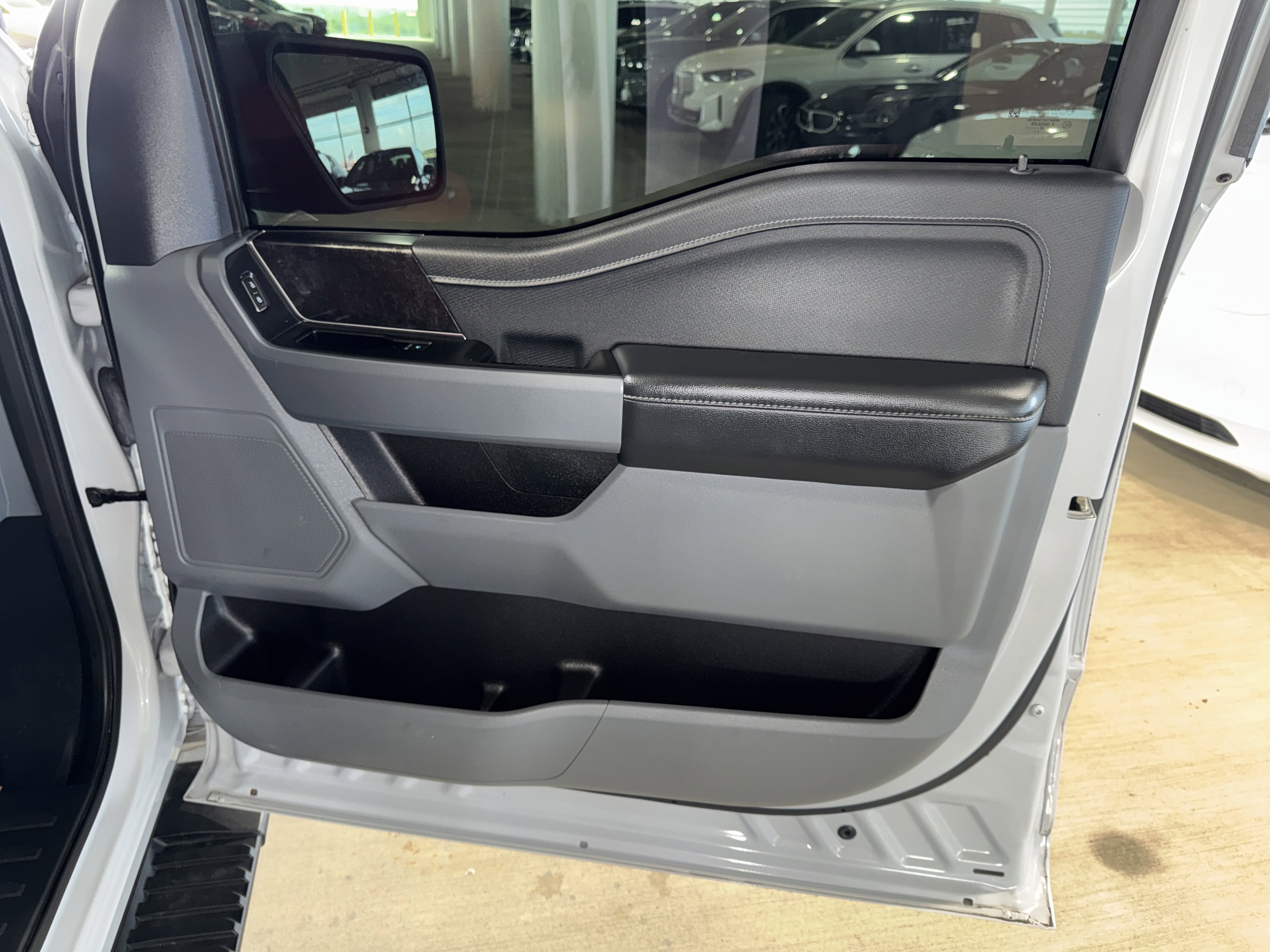 Used 2022 Ford F150 XLT w/ Equipment Group 301A Mid image 9