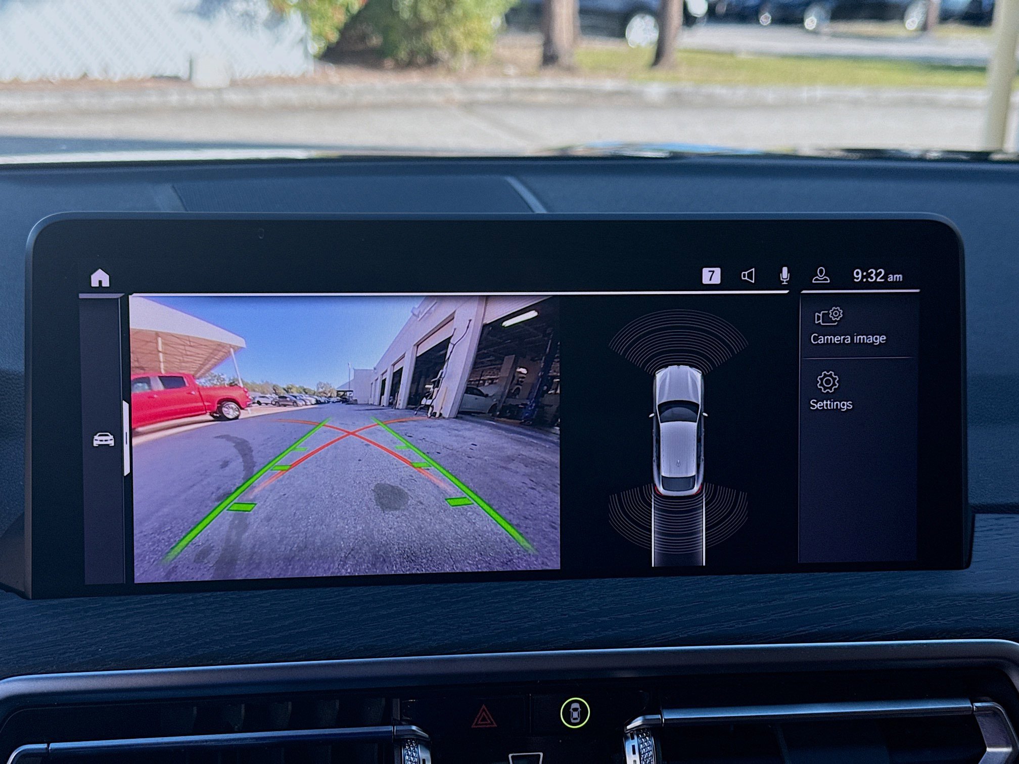 Used 2023 BMW X4 xDrive30i w/ Premium Package image 14