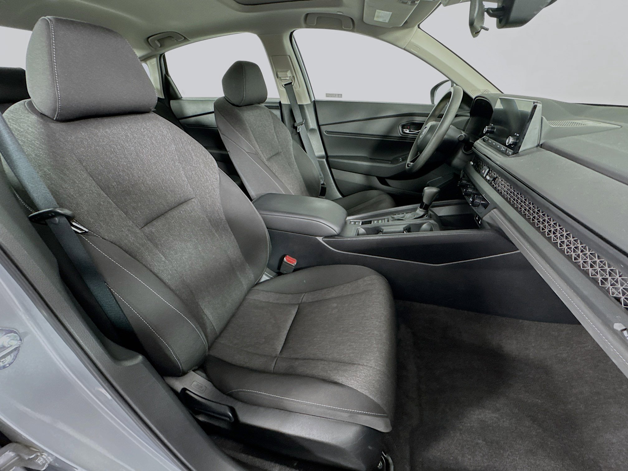 Certified 2023 Honda Accord EX image 27