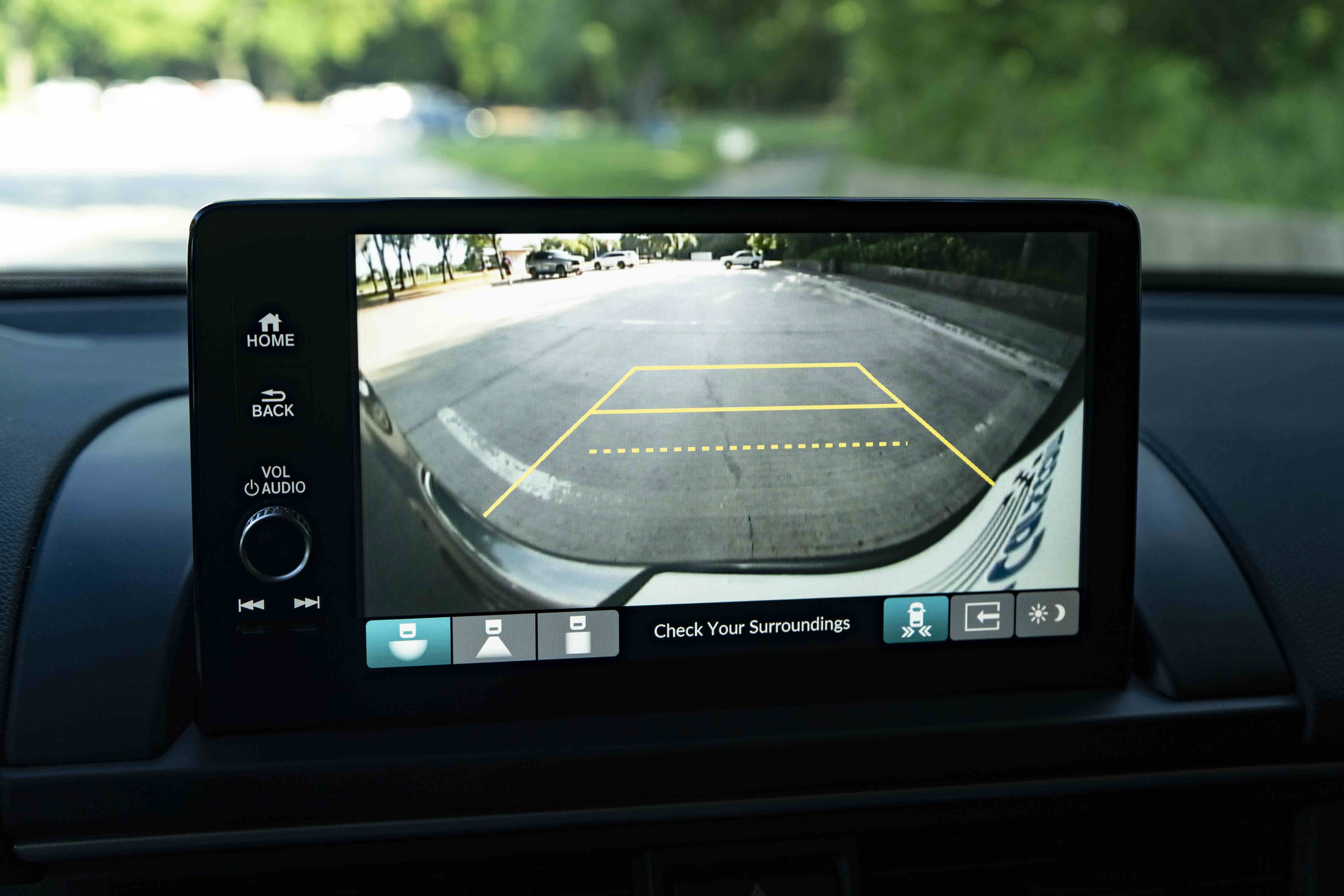Used 2025 Honda Pilot Touring image 32