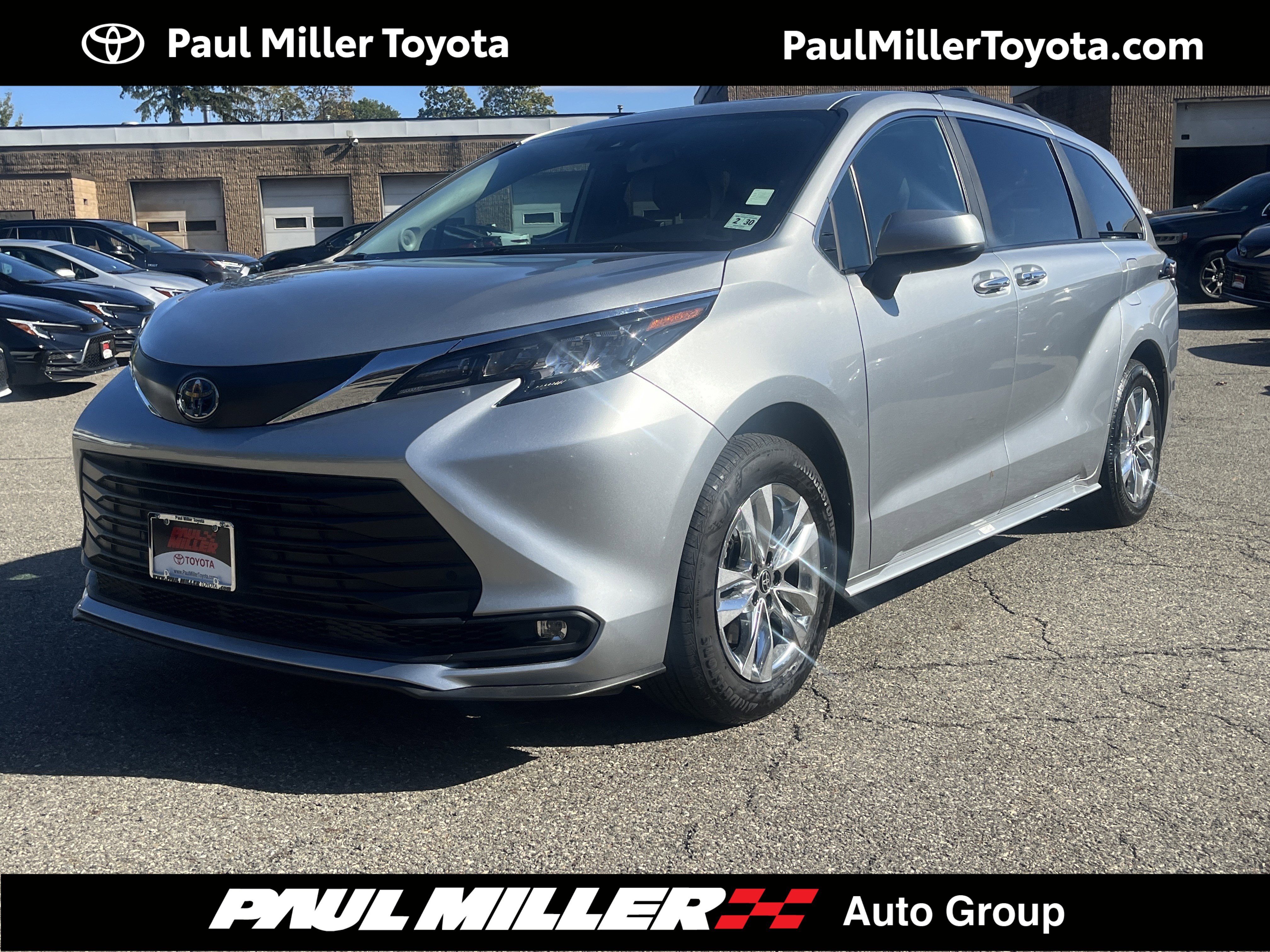 Used 2025 Toyota Sienna XLE