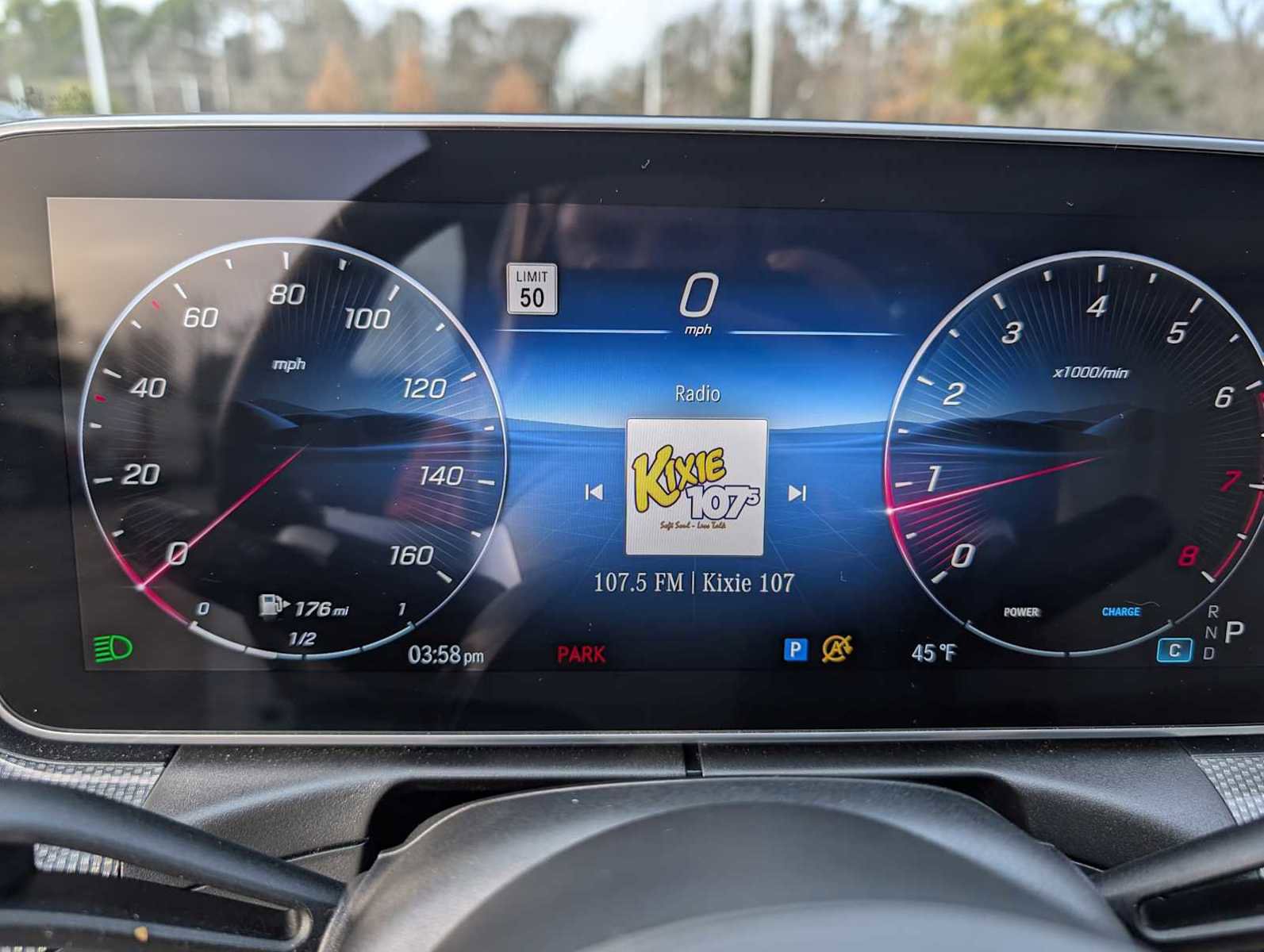 Used 2024 Mercedes-Benz CLE 300 4MATIC Cabriolet image 10