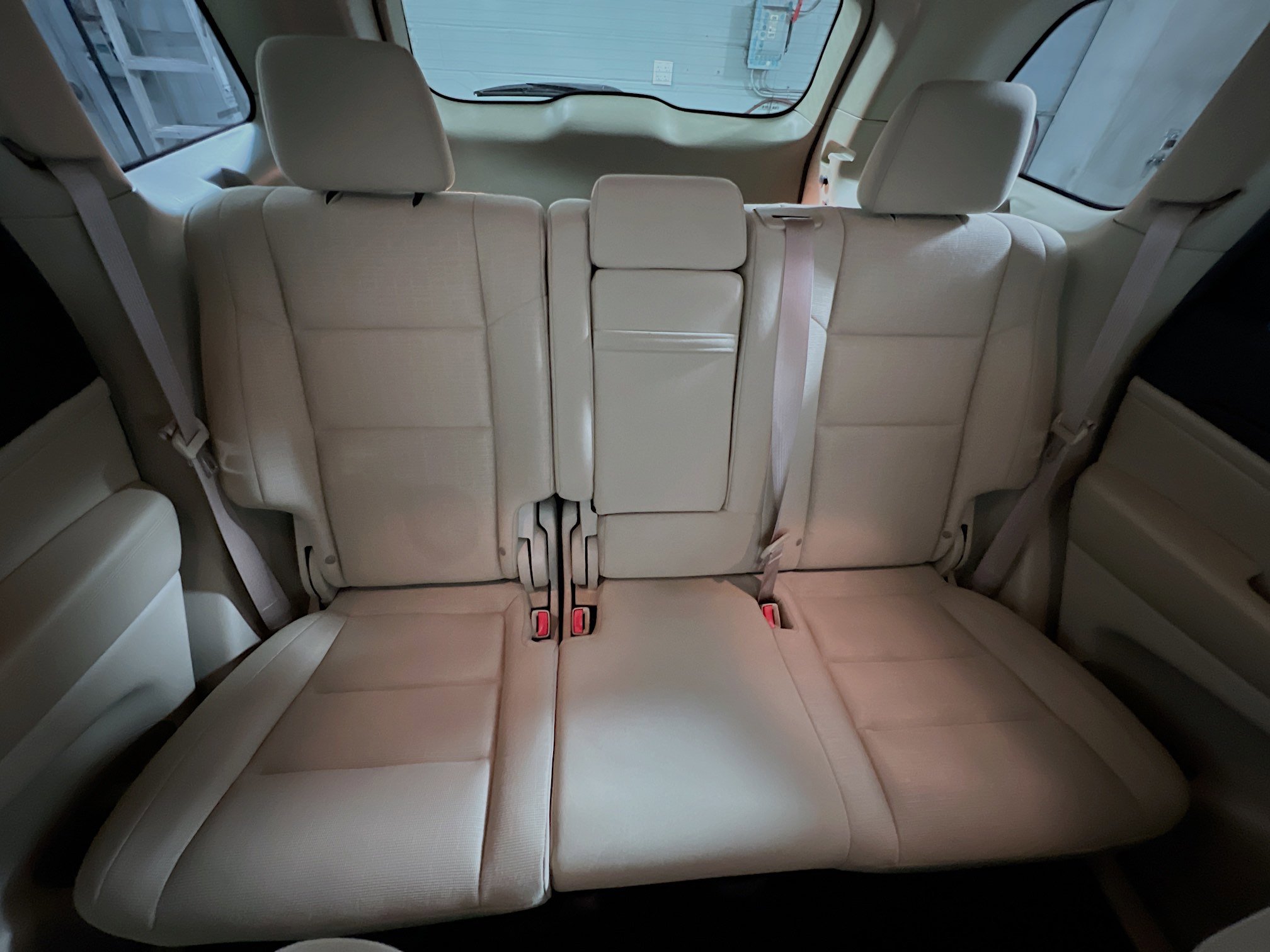 Used 2014 Jeep Grand Cherokee Laredo w/ 18" Wheel & 8.4" Radio Group image 32