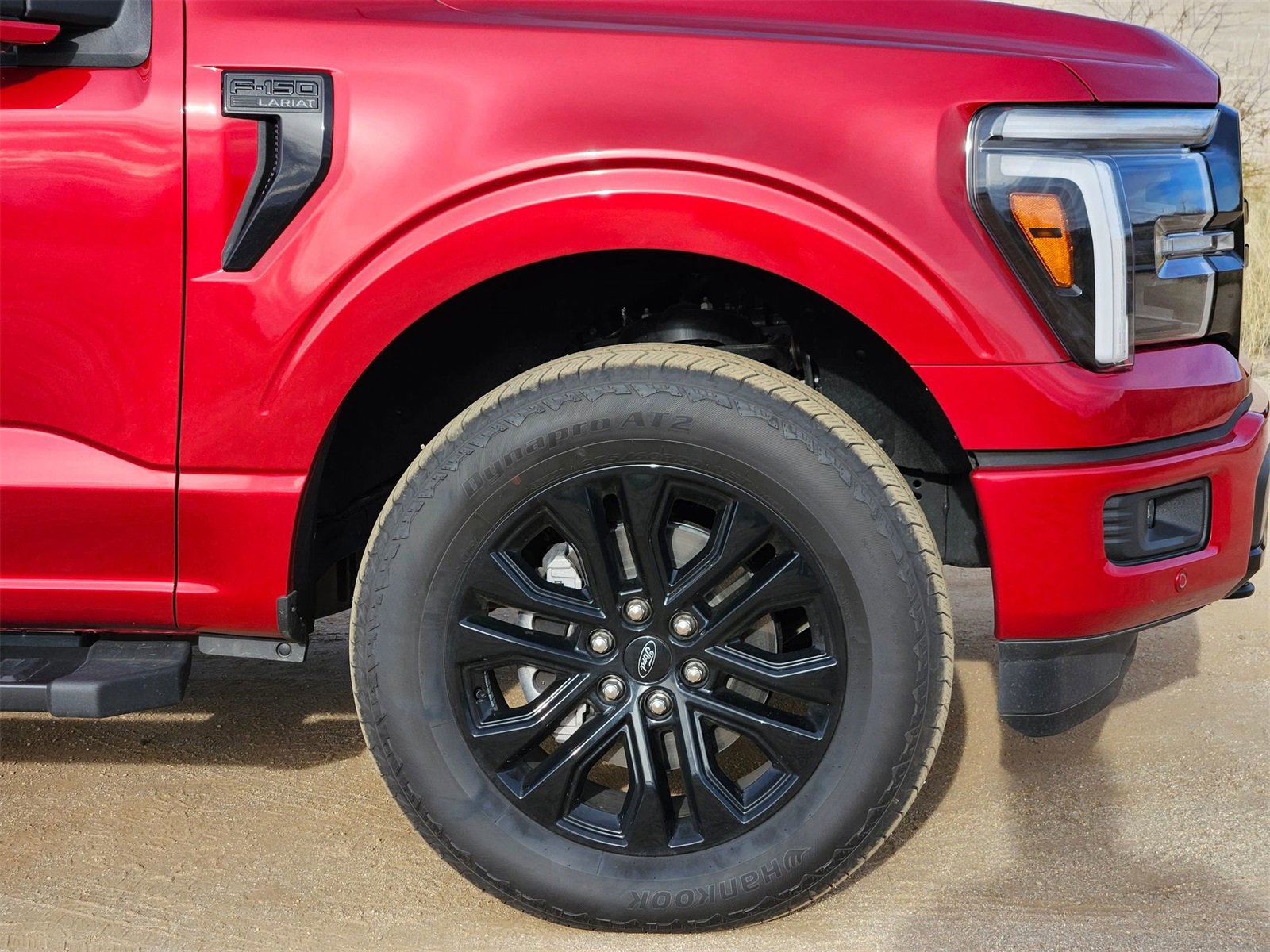 New 2025 Ford F150 Lariat w/ Equipment Group 501A Mid image 10