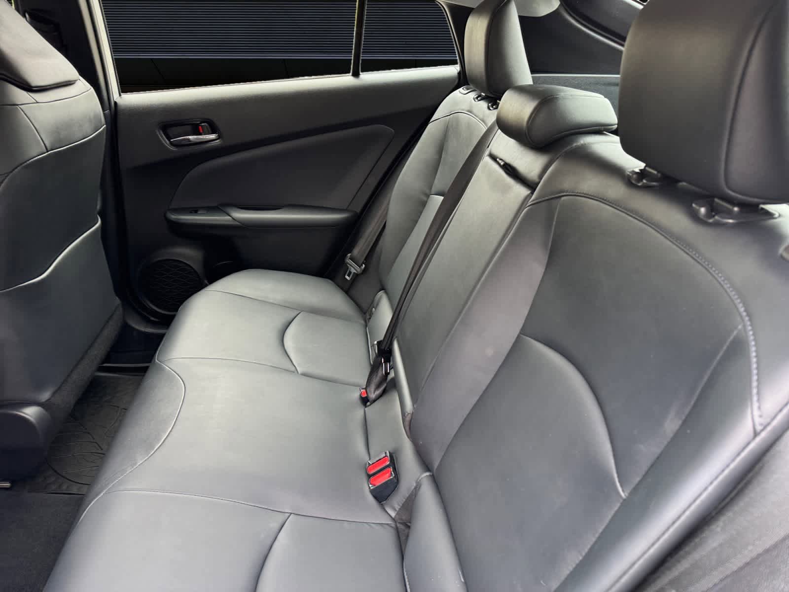 Used 2019 Toyota Prius XLE FWD image 15