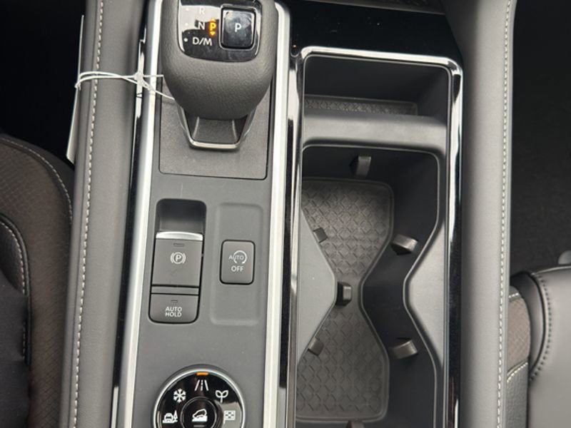 New 2026 Nissan Pathfinder SL image 22