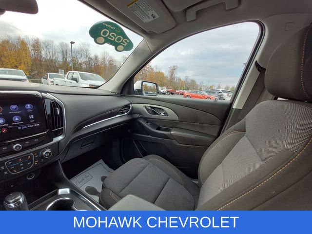 Used 2020 Chevrolet Traverse LT w/ Driver Confidence II Package AWD/4WD image 11