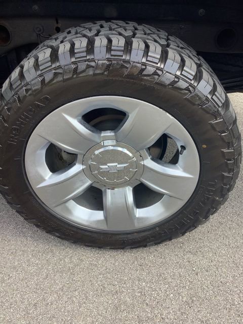 Used 2018 Chevrolet Silverado 1500 LT w/ LT Eassist Package image 34