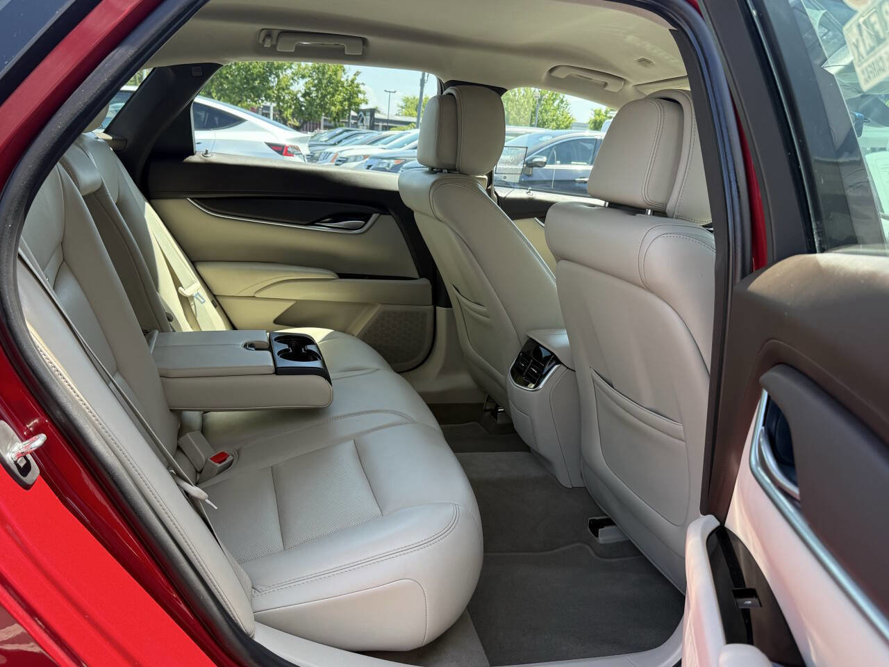 Used 2013 Cadillac XTS FWD image 15