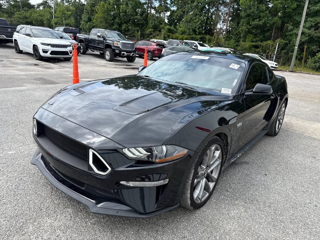 Used 2023 Ford Mustang GT Premium w/ Equipment Group 401A RWD image 4