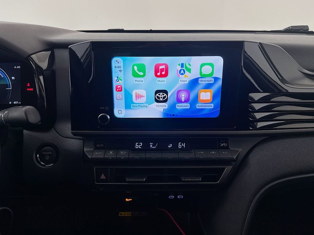 Used 2025 Toyota Camry LE AWD/4WD image 15