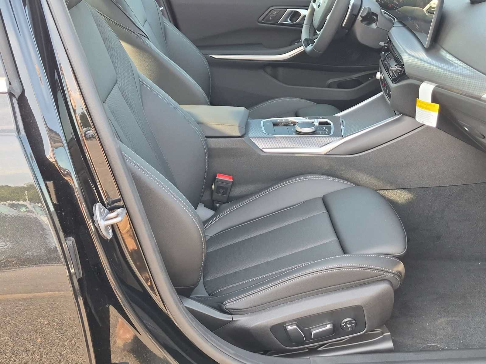 New 2026 BMW 330i Sedan RWD image 24