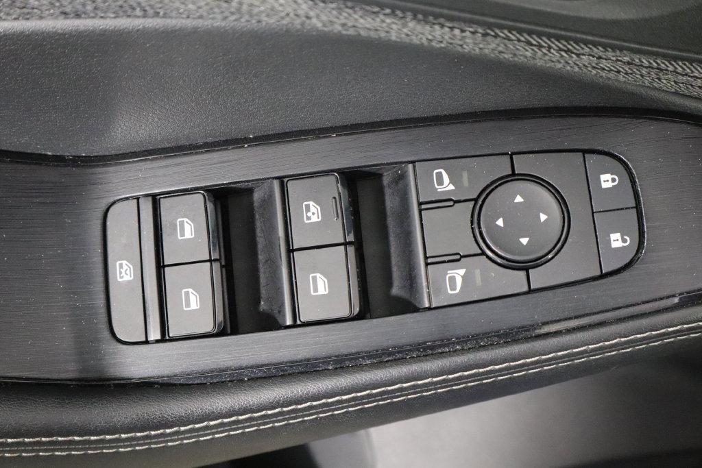 Used 2021 Nissan Rogue S AWD/4WD image 20