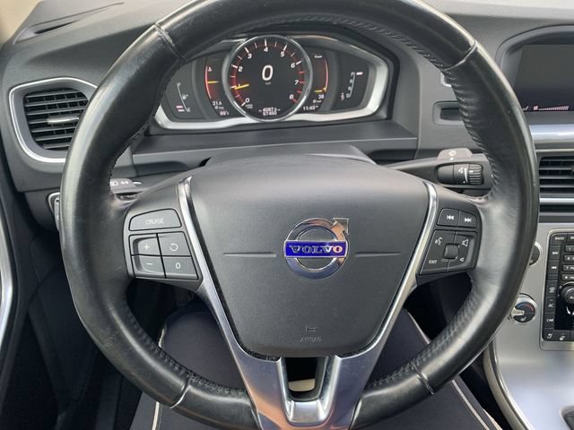 Used 2018 Volvo S60 T5 Dynamic w/ Vision Package FWD image 19