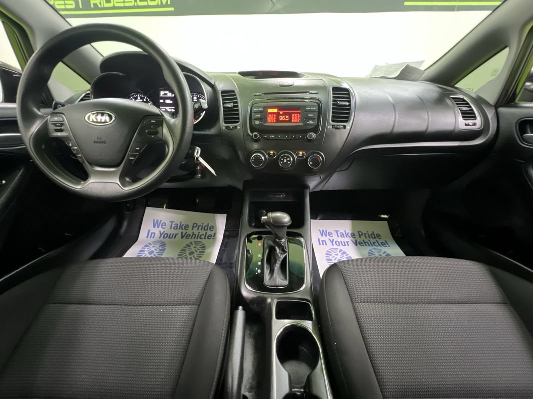 Used 2017 Kia Forte LX FWD image 17