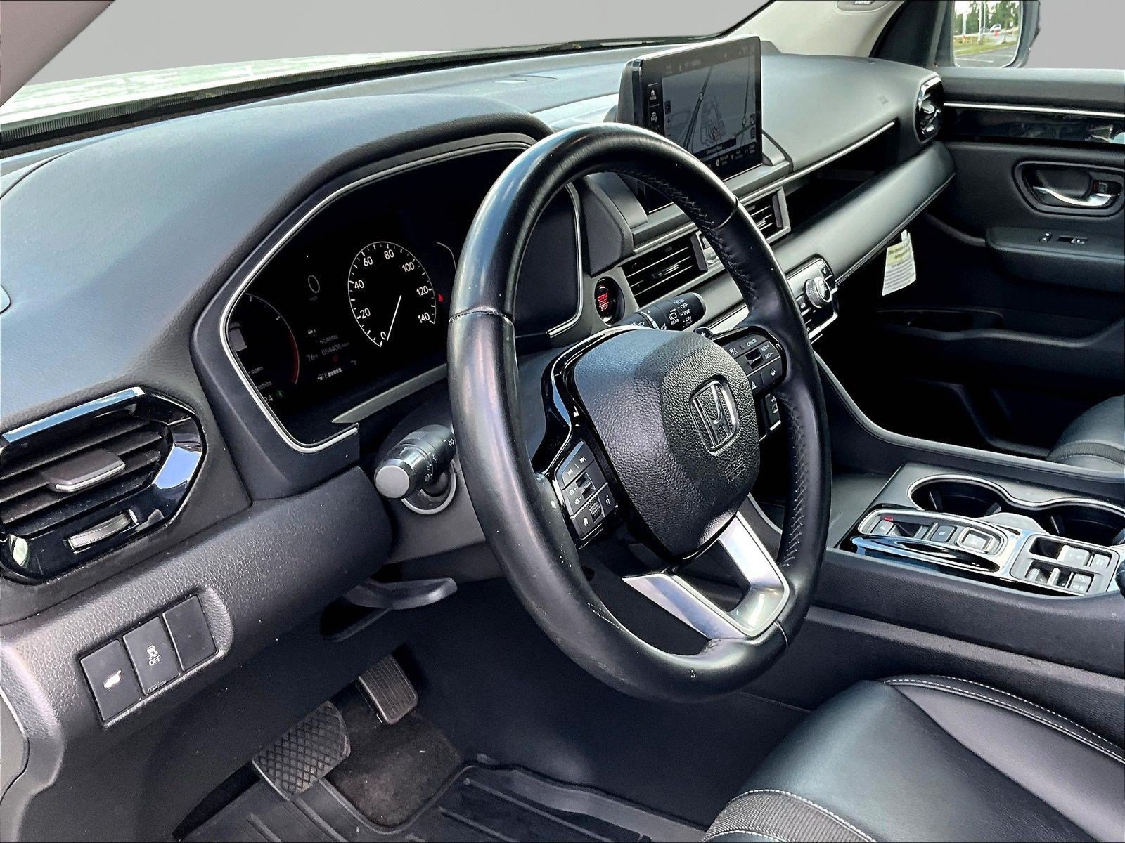 Used 2023 Honda Pilot Touring image 17