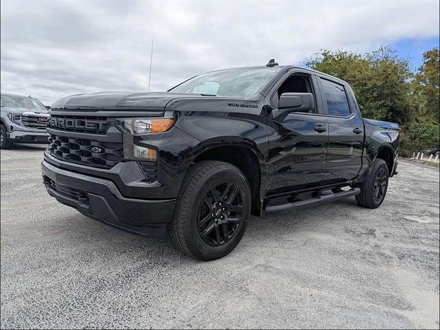 New 2026 Chevrolet Silverado 1500 Custom w/ LPO, Dark Essentials Package AWD/4WD image 8