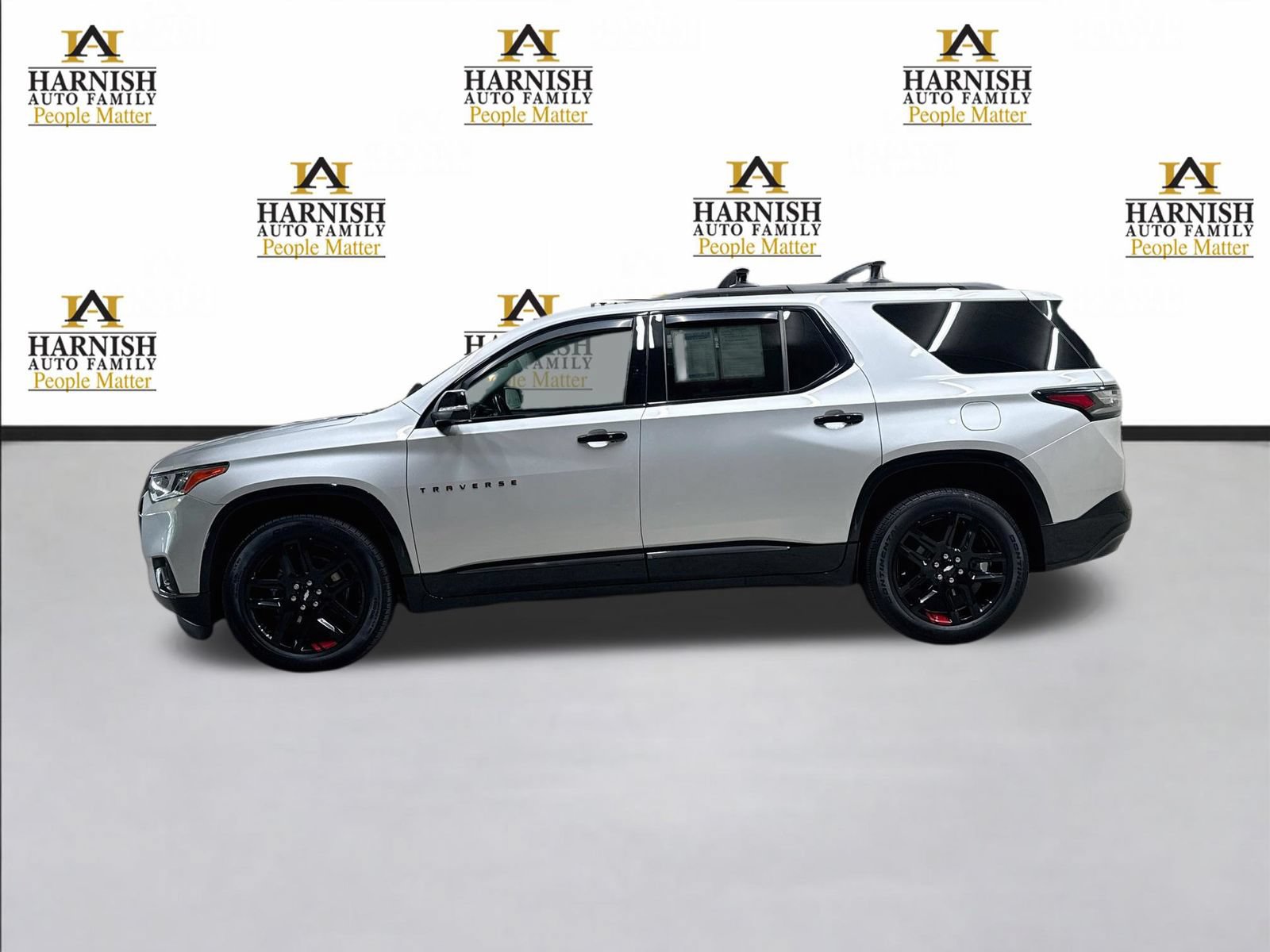 Used 2021 Chevrolet Traverse Premier w/ Redline Edition AWD/4WD image 10