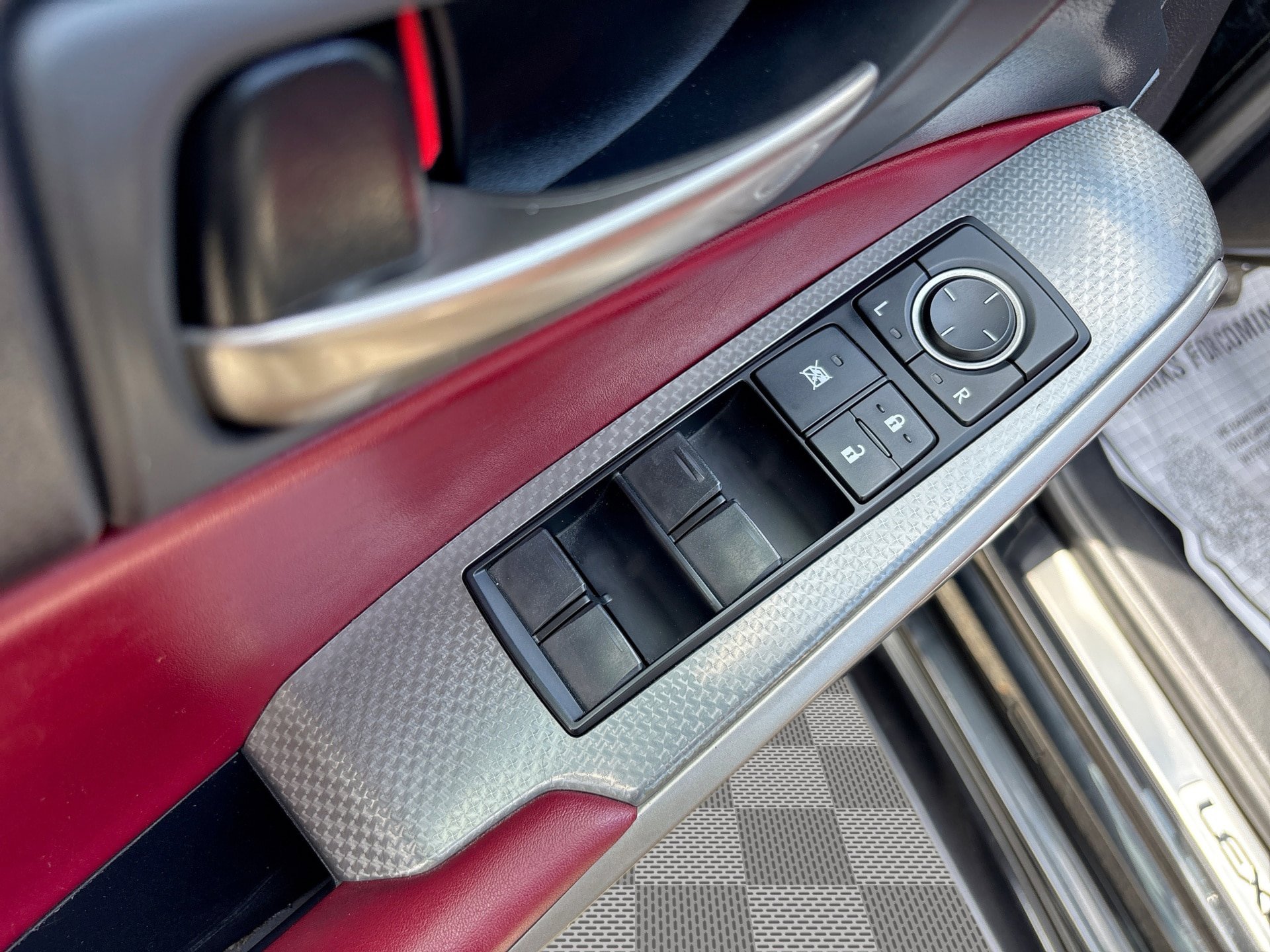 Used 2018 Lexus IS 300 F Sport w/ F Sport Package RWD image 15