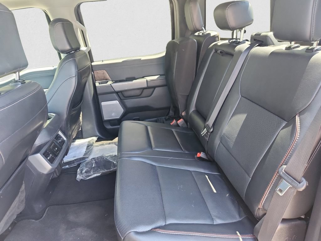 Certified 2023 Ford F450 Lariat w/ Camper Package AWD/4WD image 30