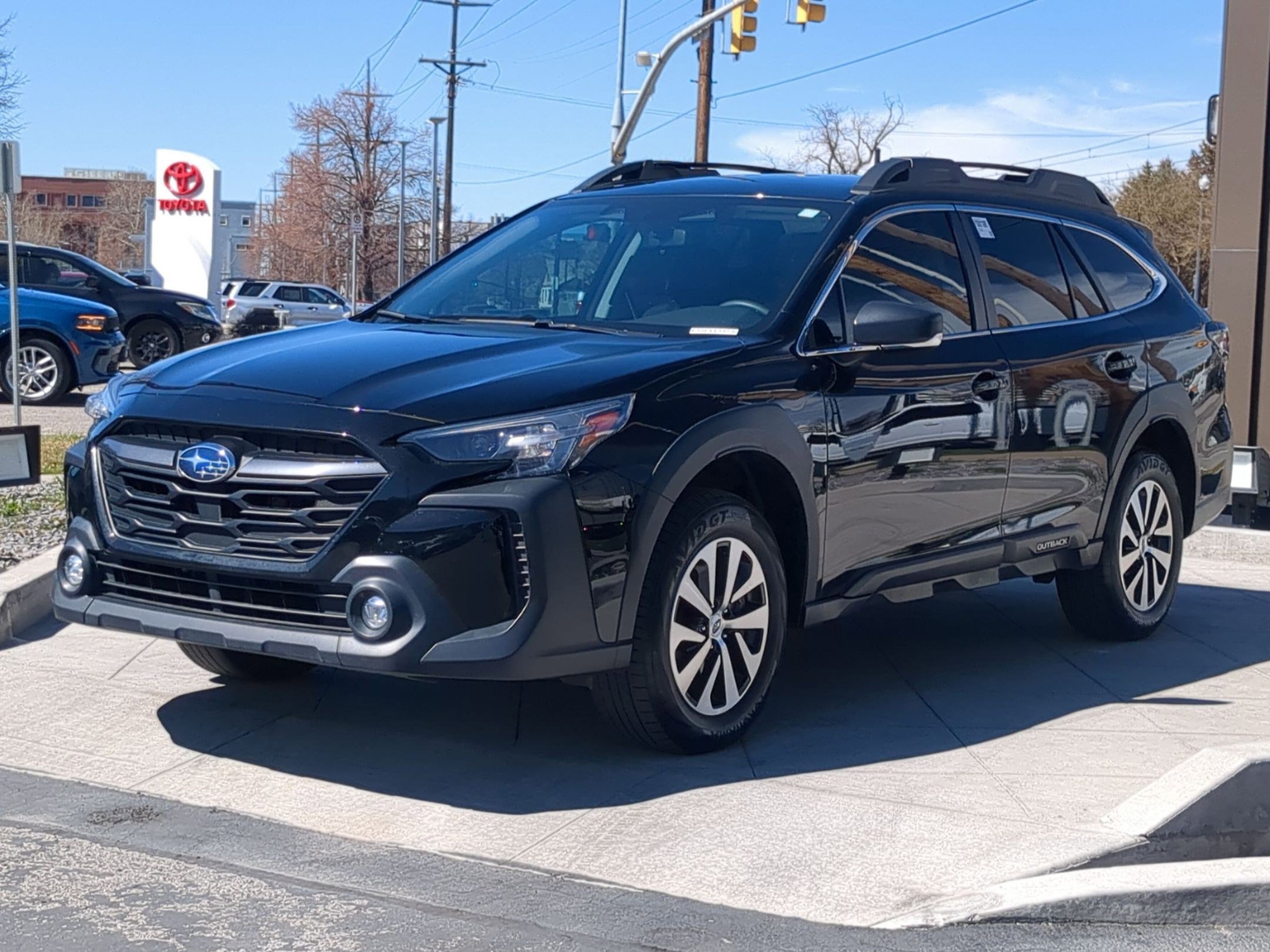 Used 2023 Subaru Outback 2.5i image 10