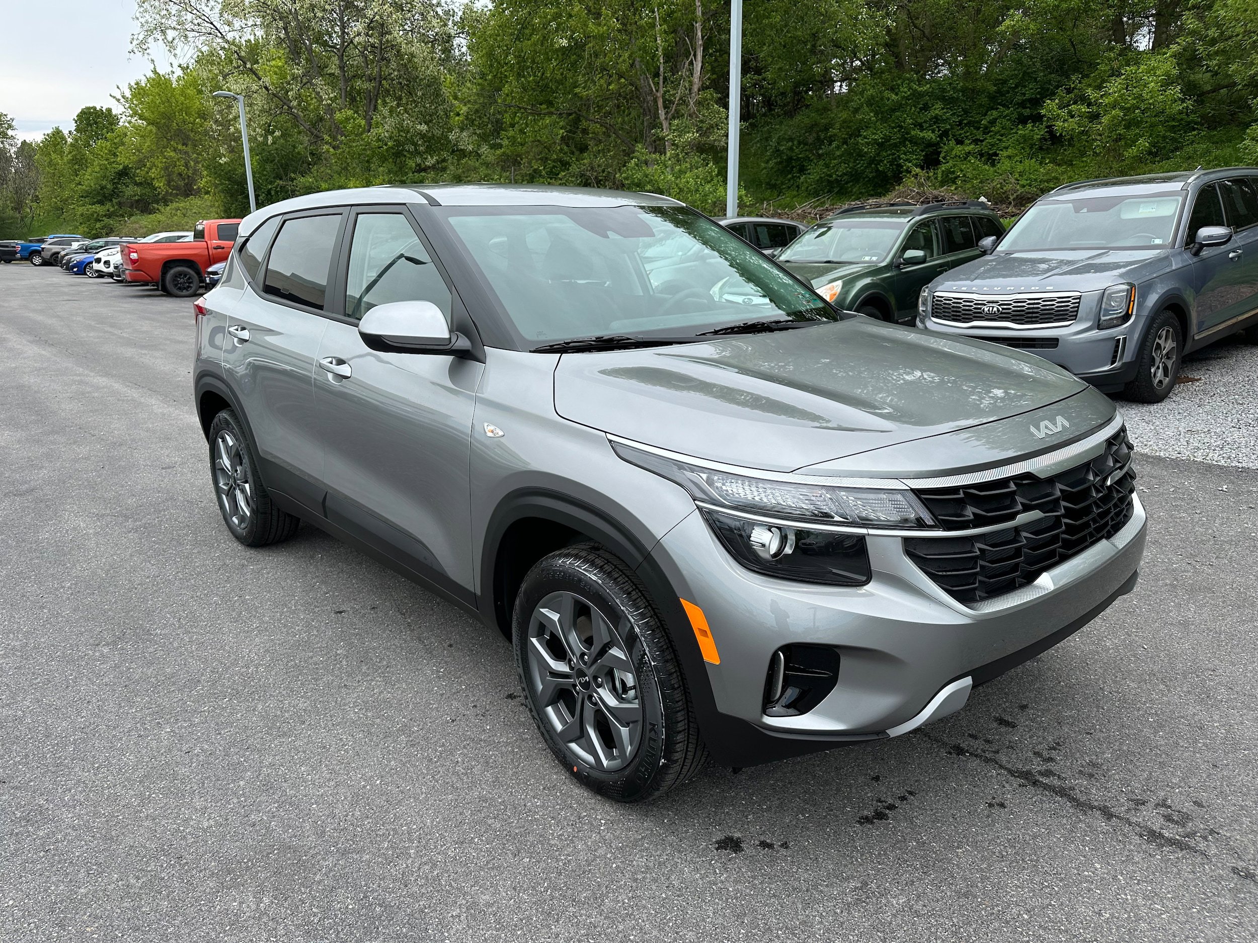 New 2026 Kia Seltos LX AWD/4WD image 3