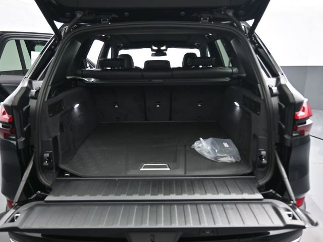 New 2026 BMW X5 sDrive40i w/ Premium Package image 29